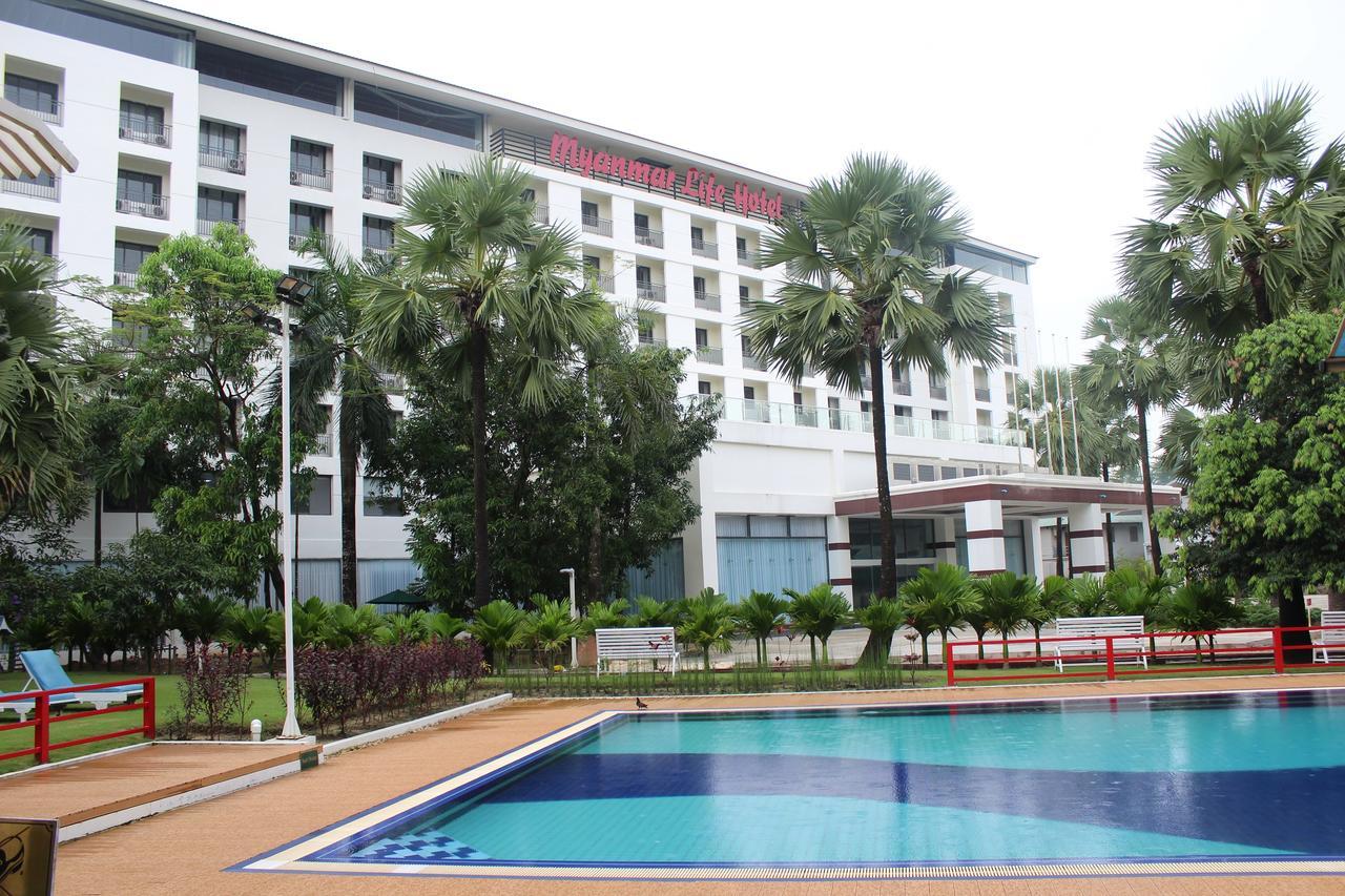 Akore Myanmar Life Hotel Rangum Exterior foto